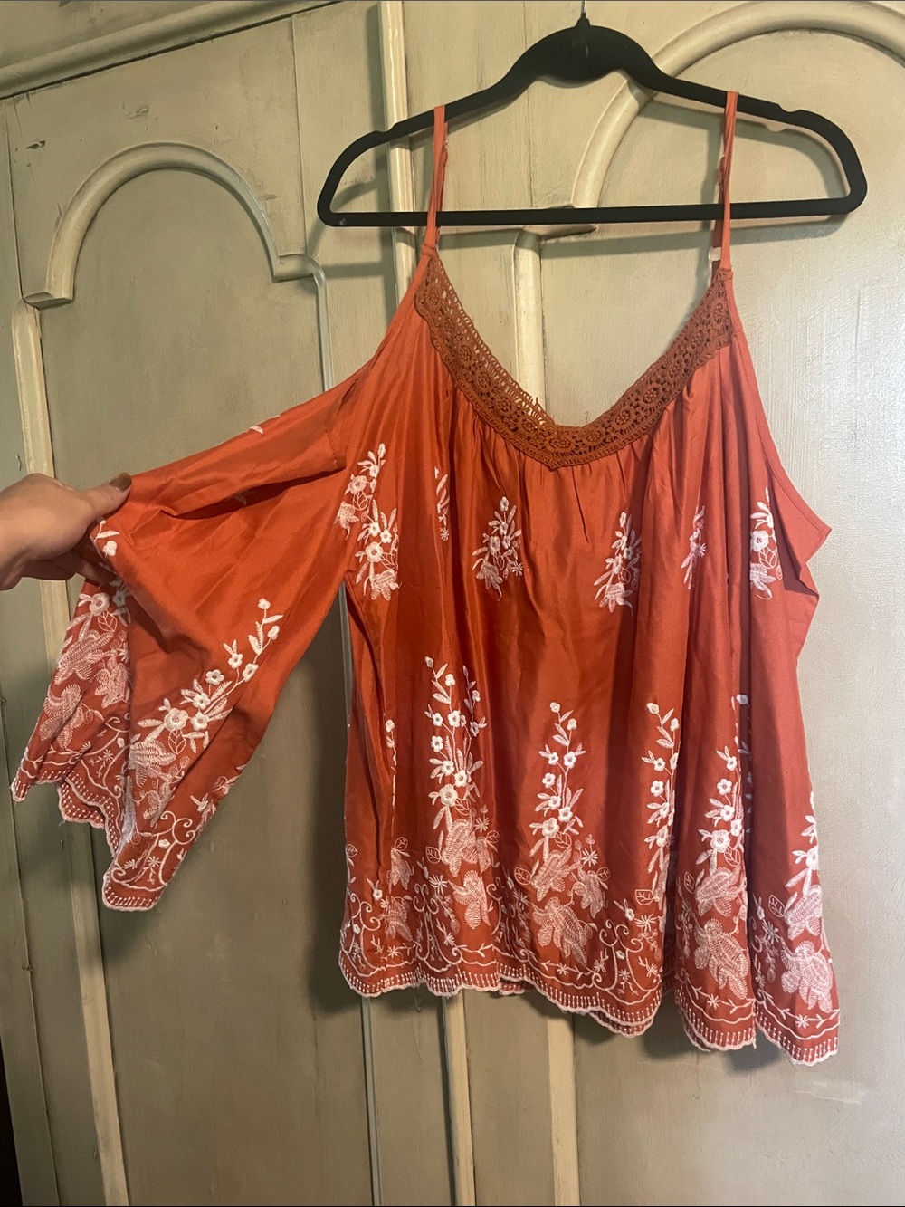 Cato Rust Orange Cold-Shoulder Embroidered Camisole with Lace Trim